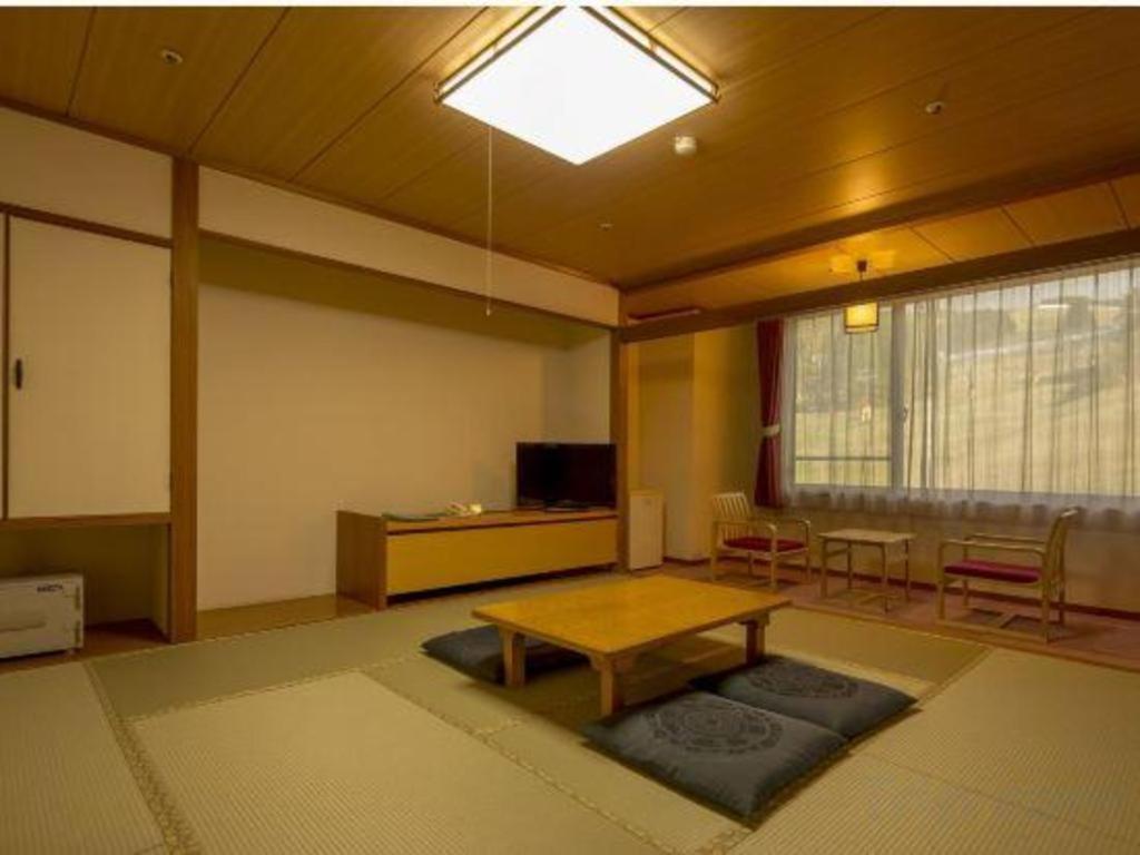 Washigatake Kogen Hotel Rainbow Gujō Exterior foto